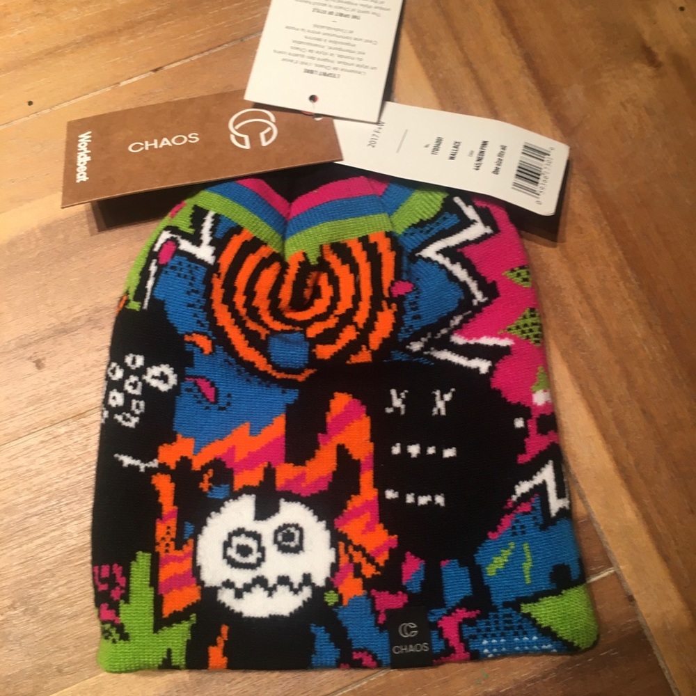 NWT Chaos beanie